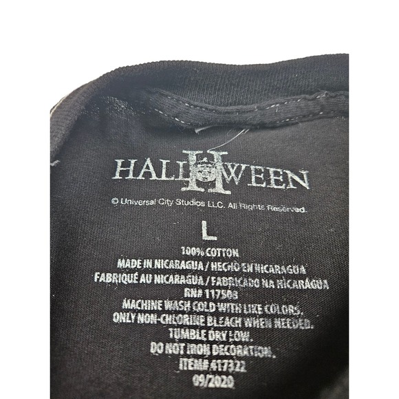 Authentic Universal Studios Halloween II Pumpkin Skull Print T-Shirt Size Large - Picture 3 of 5
